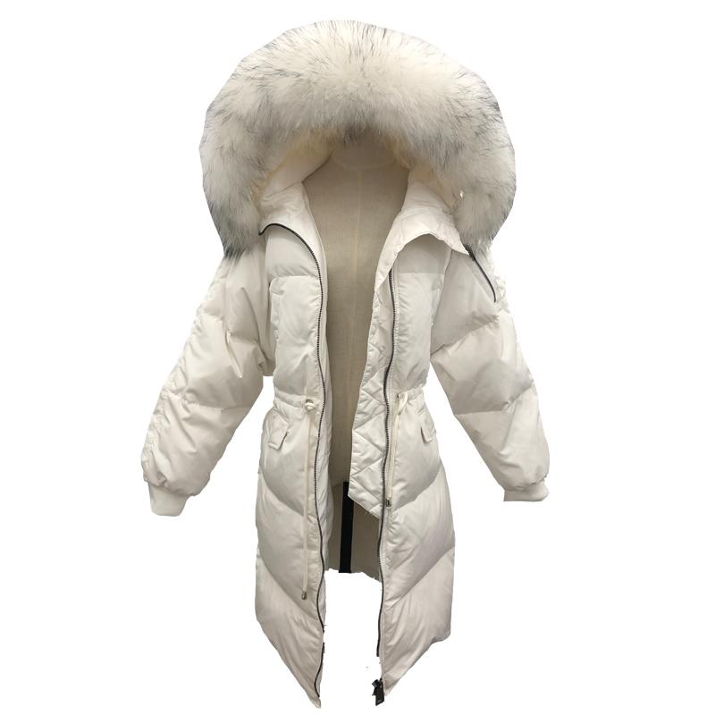 Изображение товара: Пуховик женский зимний с большим мехом енота, с капюшоном