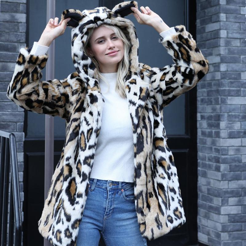 Изображение товара: Женское леопардовое меховое пальто Liva girlLeopard, сезон осень-зима 2019, толстые теплые плюшевые куртки из искусственного меха, женские топы, Короткие пальто из искусственного меха