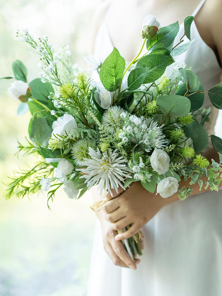 Изображение товара: JaneVini, романтические белые свадебные букеты, искусственные шелковые розы, букет в стиле бохо, зеленые листья, цветы для подружки невесты
