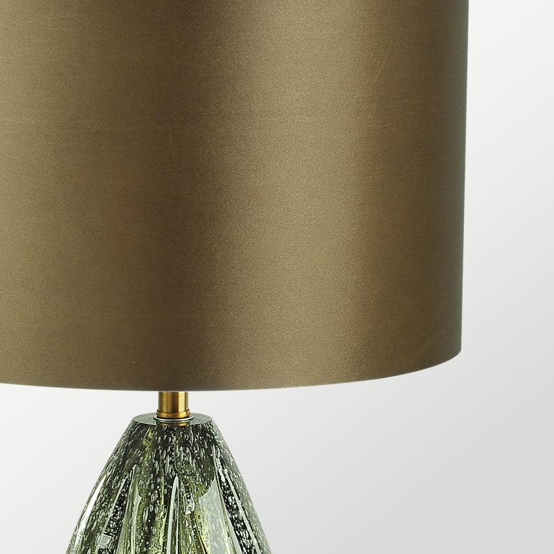 Изображение товара: LukLoy прикроватная светодиодная современная настольная лампа Американский простой серо-зеленый стеклянный Настольный светильник для виллы гостиной спальни креативная лампа