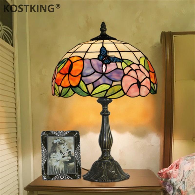 Изображение товара: Настольная лампа из витражного стекла, светодиодный прикроватный светильник с бабочками, цветами, лампа для гостиной, отеля, домашний декор, осветительные приборы