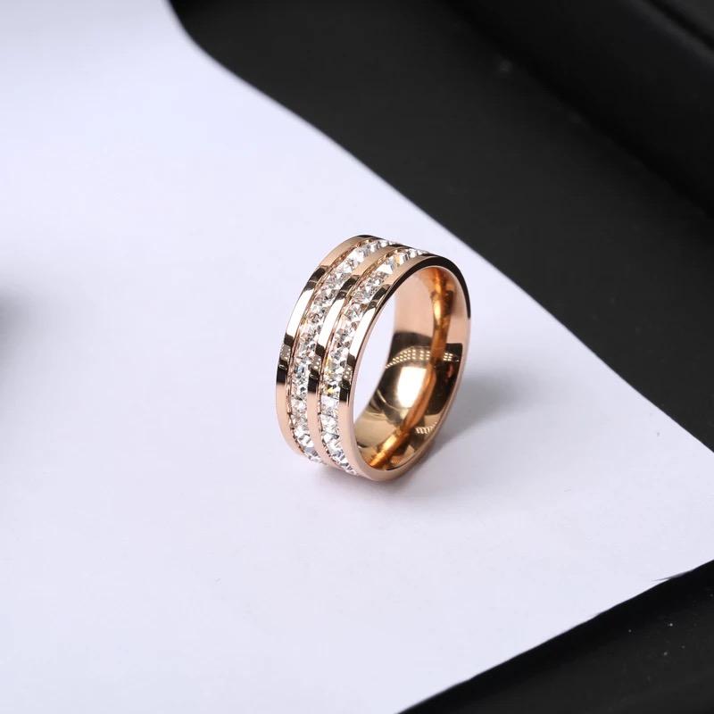 Изображение товара: Модное кольцо для влюбленных с кристаллом из фианита, винтажное свадебное кольцо из серебра 925 пробы для женщин и мужчин, модное обещание, обручальное кольцо, подарок на вечеринку