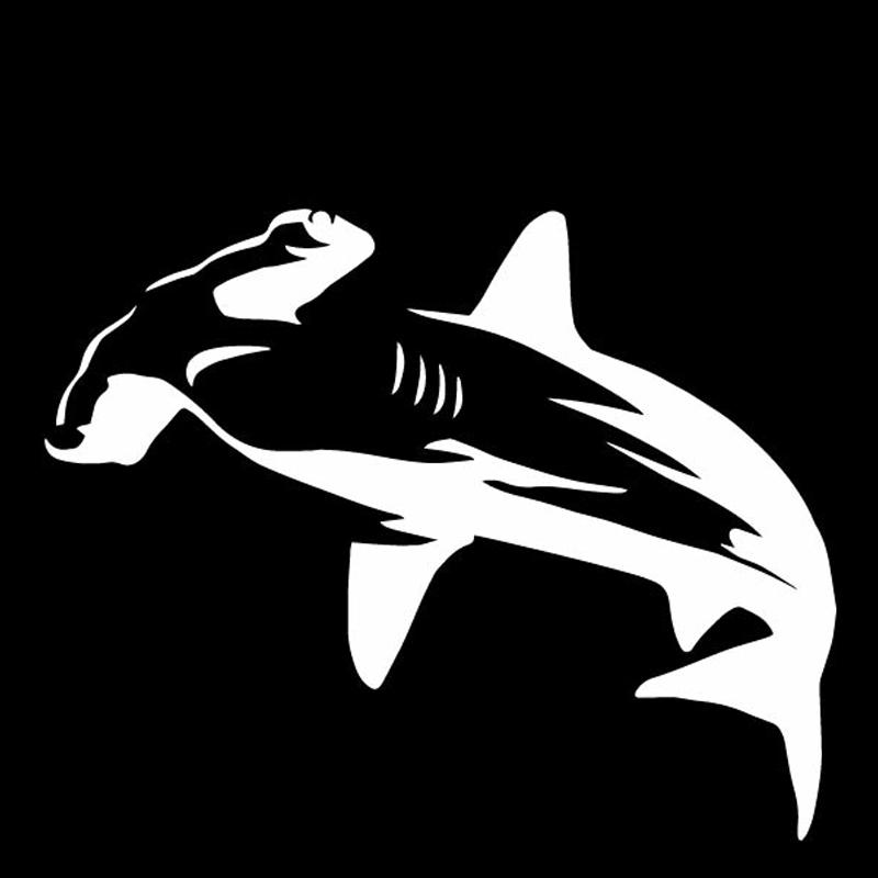 Изображение товара: YJZT 16,9 см * 13,5 см декорирование головы молотковой акулы узор Автомобильная наклейка кузов автомобиля виниловая наклейка черный/серебряный цвет