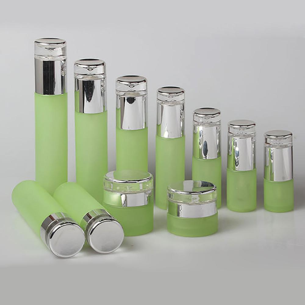Изображение товара: 4oz бутылка для лосьона, 120 мл пустая Зеленое матовое стекло насос Брызга тумана контейнер