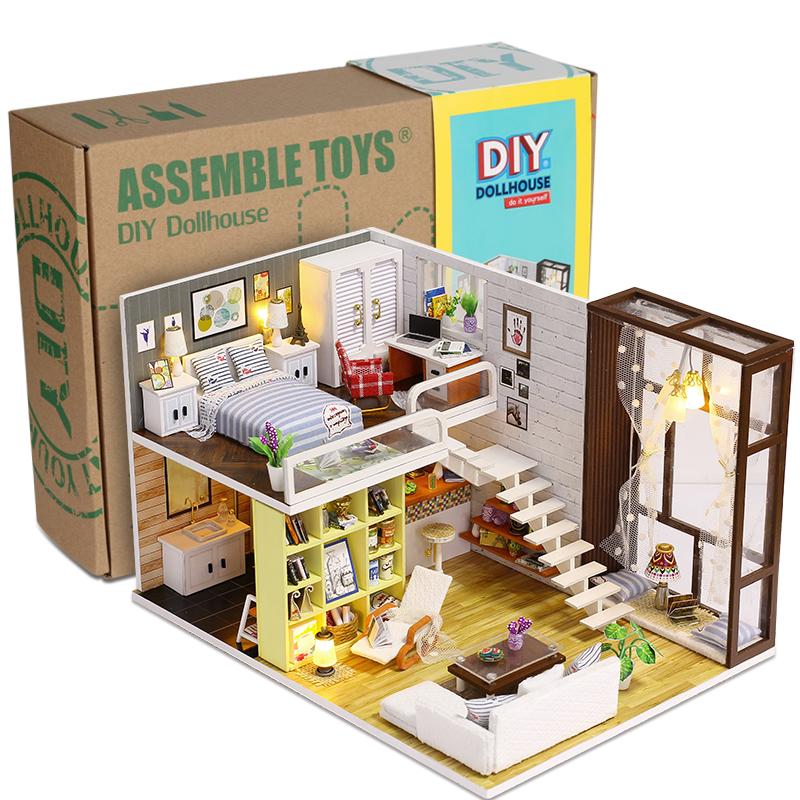Изображение товара: Новый игрушечный кукольный домик, миниатюрный деревянный кукольный домик, лофта с кухонной спальней, ванной, лучший подарок для детей, Diy кукольный домик, игрушки для детей