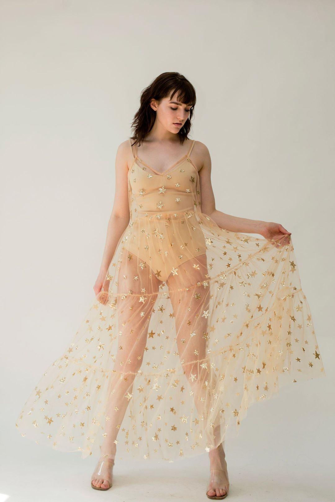 Изображение товара: 2019 женское Сетчатое Прозрачное платье макси со звездами, накидка на бикини, купальник, летняя верхняя одежда с V-образным вырезом