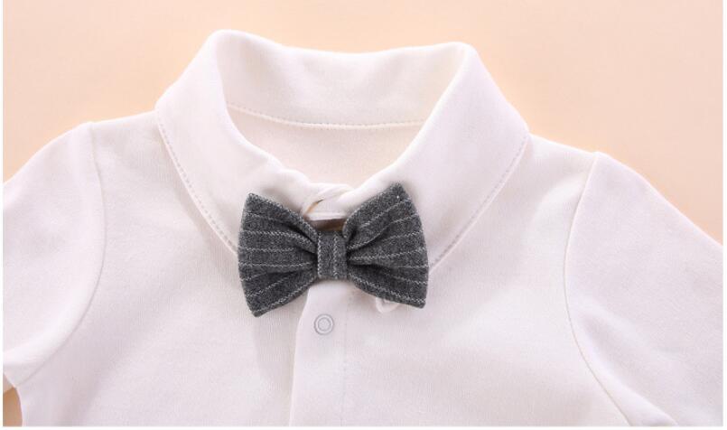 Изображение товара: Комплект официальной одежды для новорожденных мальчиков, с бантом, на свадьбу, день рождения, белая футболка, жилет, штаны, 3 шт., костюм для малышей, одежда для джентльмена