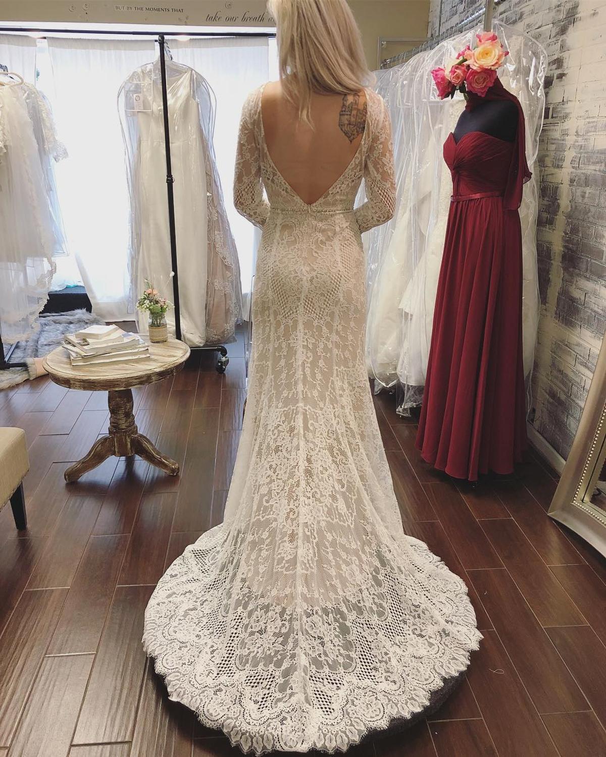 Изображение товара: Новинка 2020, свадебные платья с длинным рукавом, кружевное платье с аппликацией, реальные изображения, свадебное платье с юбкой-годе