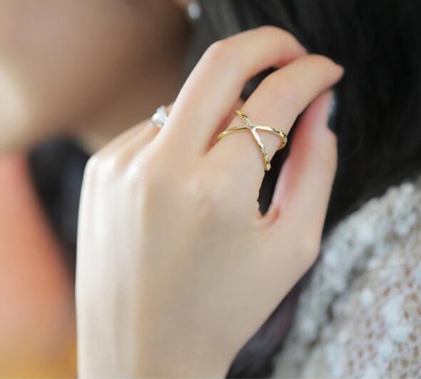 Изображение товара: Модные кольца с кристаллами для женщин золотого/серебряного цвета, ювелирные изделия для вечеринок, оптовая продажа, бесплатная доставка для женщин