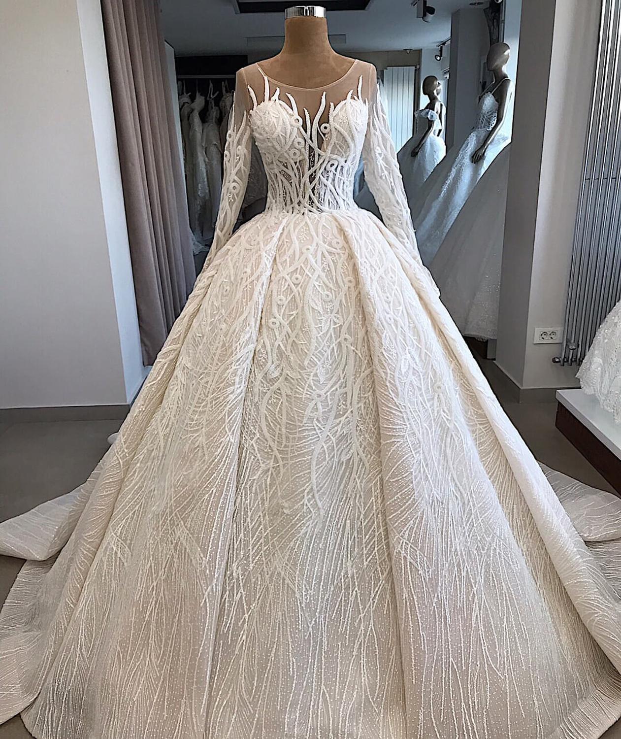 Изображение товара: Роскошное Свадебное платье Дубай с бисером 2019, элегантные свадебные платья с длинным рукавом, индивидуальное женское свадебное платье