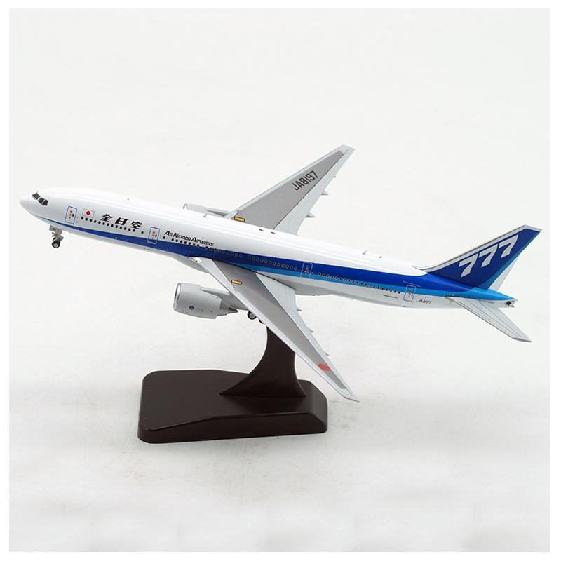 Изображение товара: Коллекционная модель авиасамолета B777 400 в масштабе 1: модели самолетов