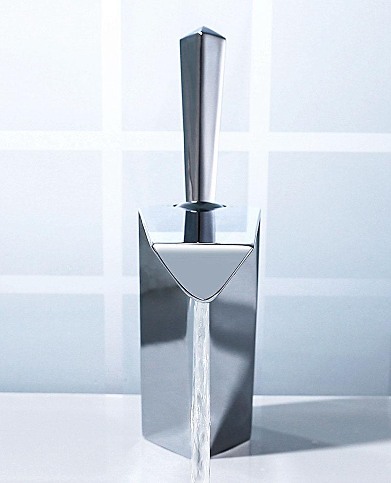 Изображение товара: Модный дизайн латунный Смеситель для раковины для ванной комнаты с одним отверстием на палубе смеситель для раковины для ванной хромированный/черный/розовое золото