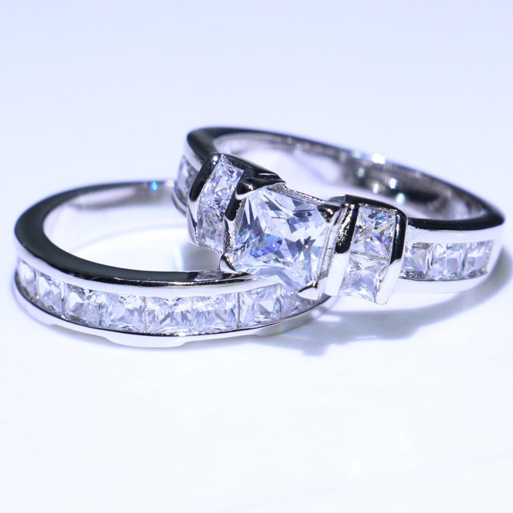 Изображение товара: Rulalei новые брендовые кольца для пар Винтажные Ювелирные изделия Три камня Принцесса Cut Белый прозрачный 5A кубический цирконий Женское Обручальное Кольцо