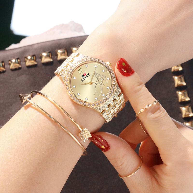 Изображение товара: Женские часы SOXY с бабочками и цветком, дизайнерские женские наручные часы с золотыми стразами, роскошные женские часы, часы-браслет