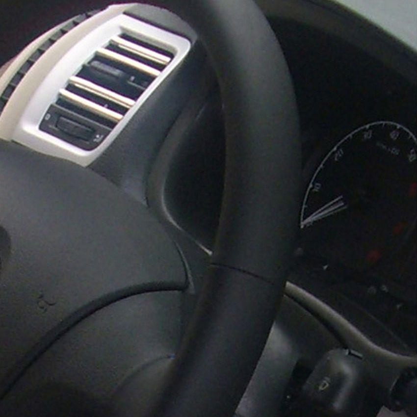 Изображение товара: Черная искусственная кожа Чехол рулевого колеса автомобиля, сделай сам, сшитая вручную, для Skoda Fabia 2005-2009, Octavia 2004-2009, Roomster 2006