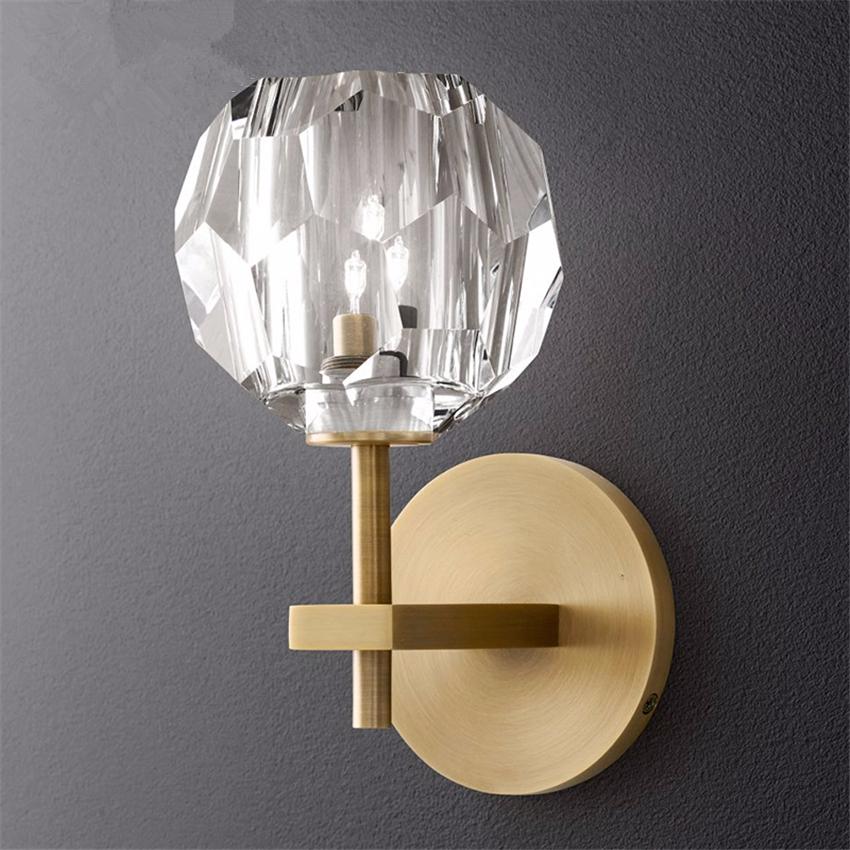 Изображение товара: Скандинавские современные настенные светильники, хрустальные светодиодные лампы в стиле пост-модерн для гостиной, спальни, ванной, столовой, фойе