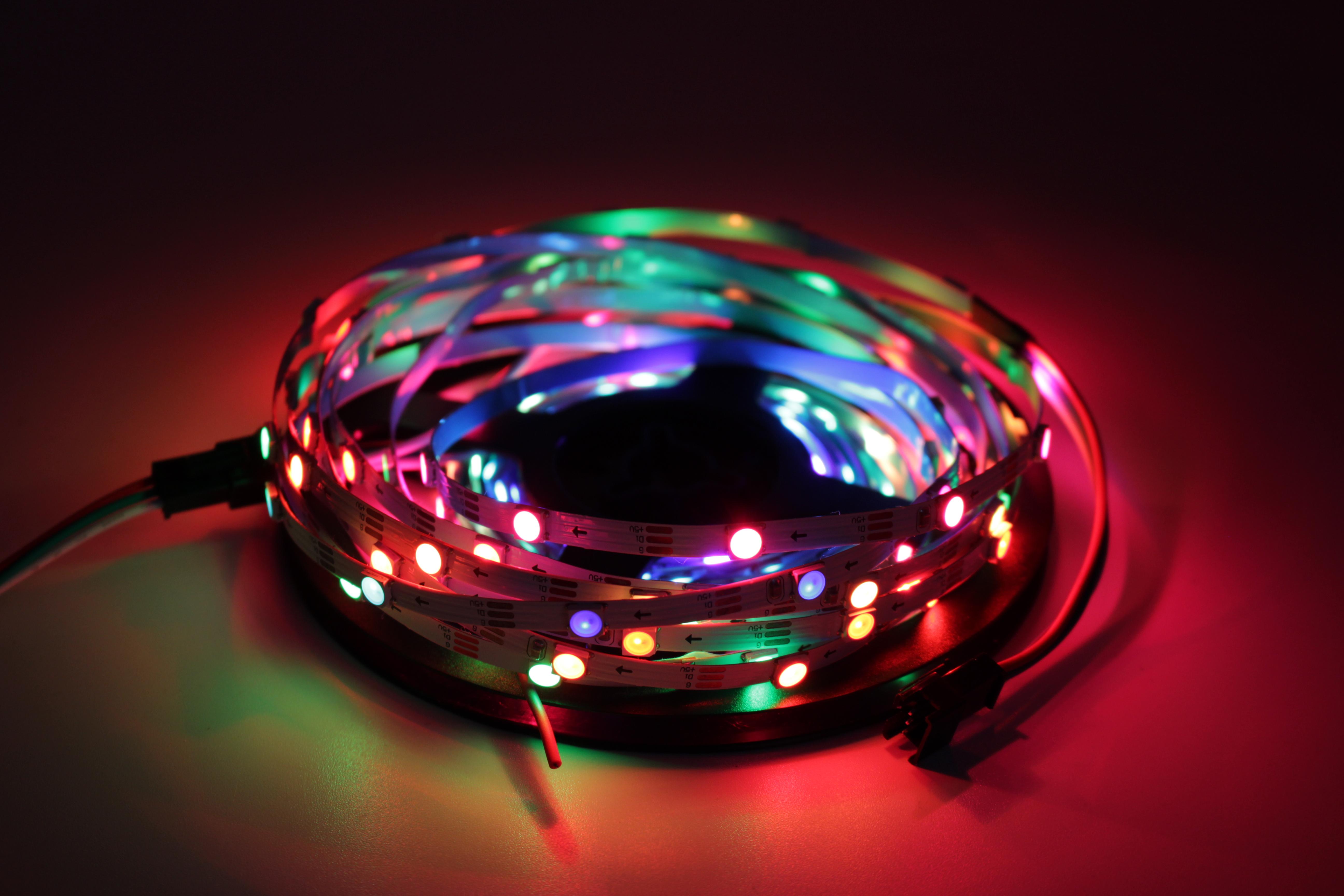 Изображение товара: Светодиодная ленсветильник WS2812B ws2812 5 мм 30 светодиодов/м, программируемая индивидуально модифицируемая цветная лампа RGB Dream, 30 пикселей/м, узкая ширина