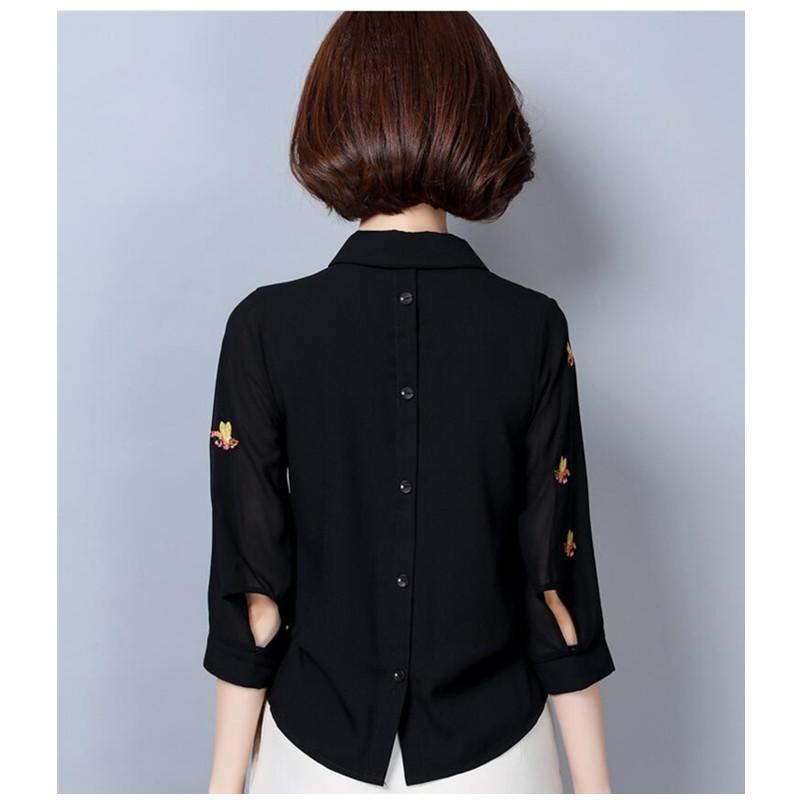 Изображение товара: Женская шифоновая блузка с вышивкой, свободная блузка с V-образным вырезом и рукавом три четверти, модель H9148 в Корейском стиле на лето
