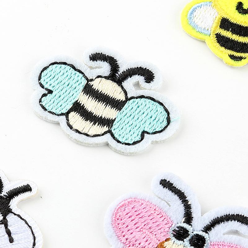 Изображение товара: Мультяшные наклейки на одежду для детей, декоративная вышивка «сделай сам», нашивка с животными, пчелами, бабочками, наклейки на одежду