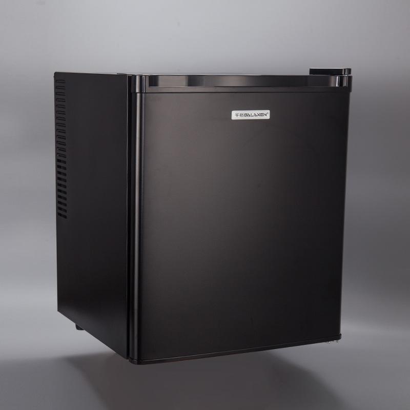 Изображение товара: Мини-холодильник 30л, мини-холодильник с защитой окружающей среды, бесшумное Электронное охлаждение, охлаждаемая косметика для чая
