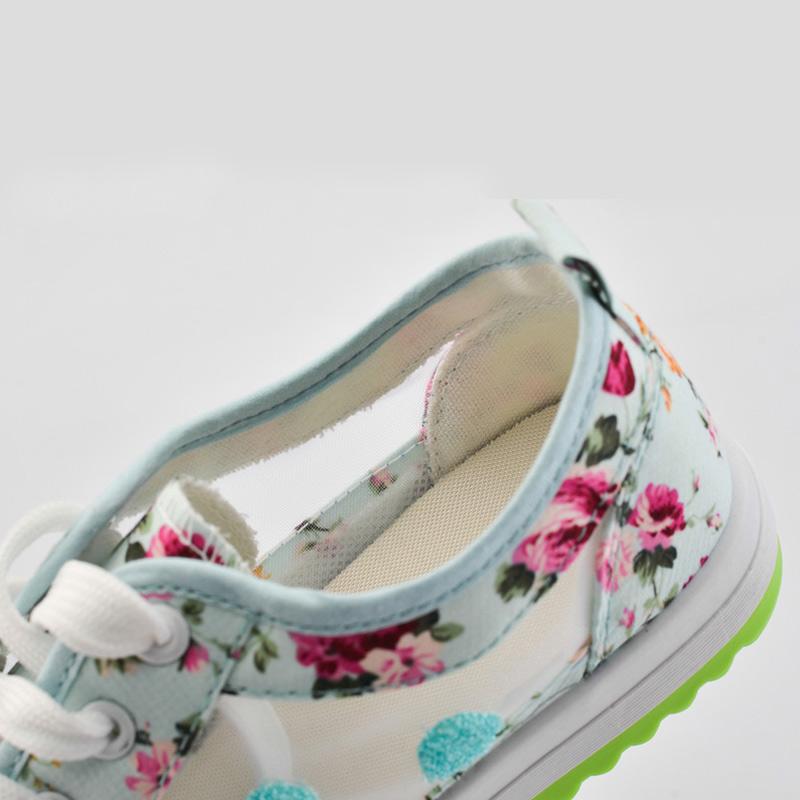 Изображение товара: Кеды женские с цветочным принтом, холщовые кроссовки, плоская подошва, на шнуровке, дышащие, повседневная обувь, 2022