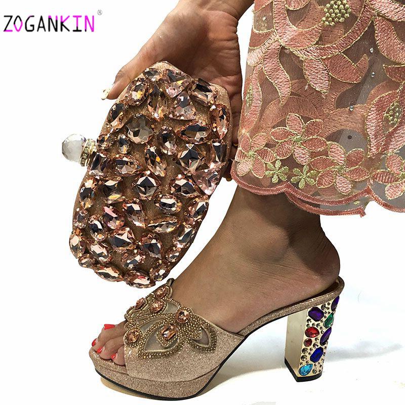 Изображение товара: 2019 г.; пикантные стильные итальянские туфли персикового цвета с сумочкой в комплекте; женские туфли-лодочки с большим кристаллом и сумочка в комплекте; женские свадебные тапочки
