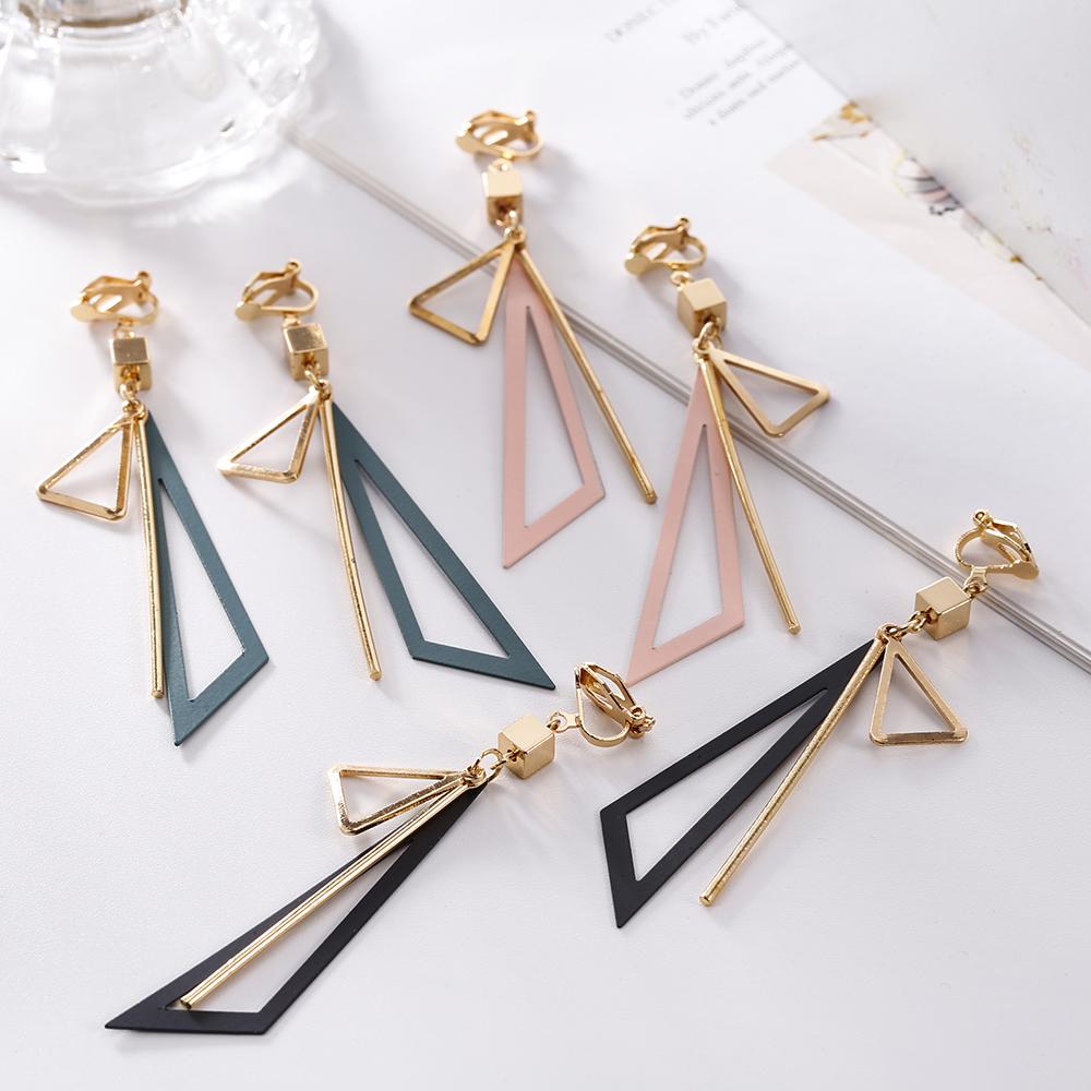 Изображение товара: Корейские креативные длинные эффектные геометрические треугольные серьги-клипсы с кисточками для женщин серьги Модные ювелирные изделия