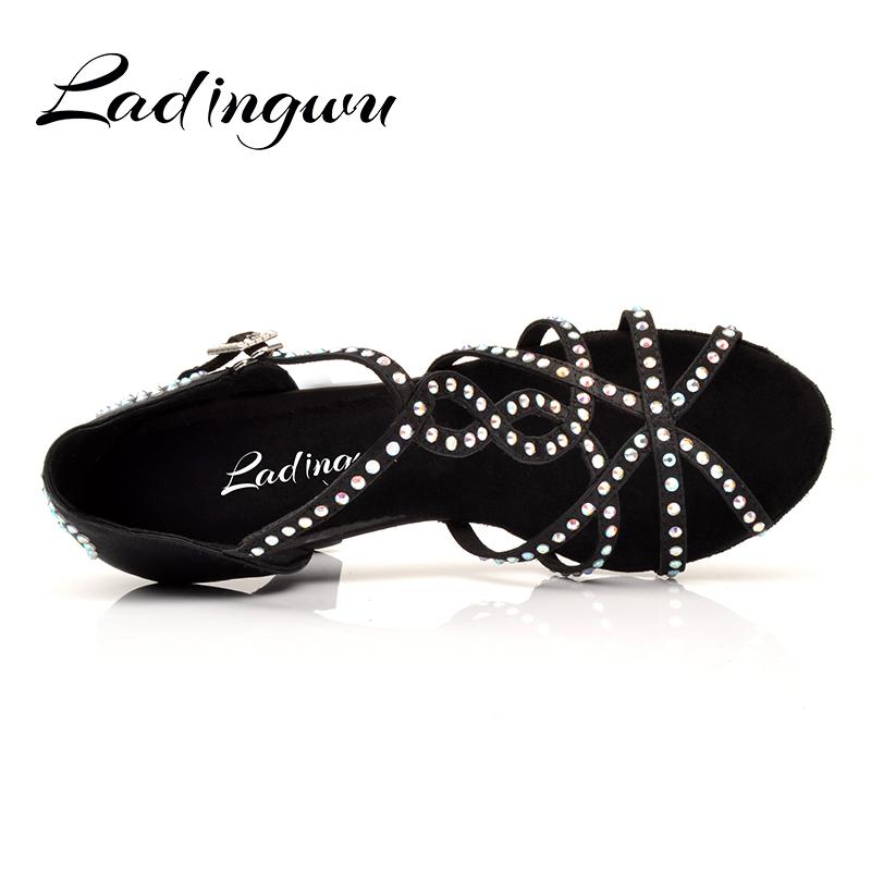 Изображение товара: Ladingwu/женские туфли для латинских танцев на каблуке 9 см, со стразами, из сатина, на Кубе, лидер продаж, обувь для танцев, Обувь для бальных танцев