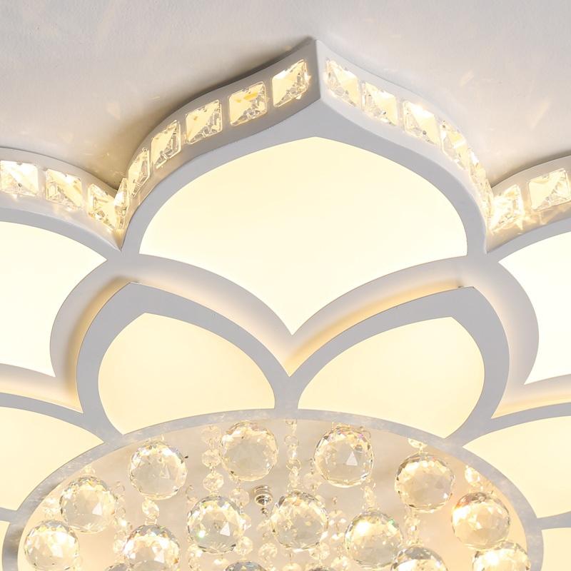 Изображение товара: Простой потолочный светильник с лепестками и кристаллами, современные светодиодные лампы для гостиной, спальни, кабинета, освещение для потолка
