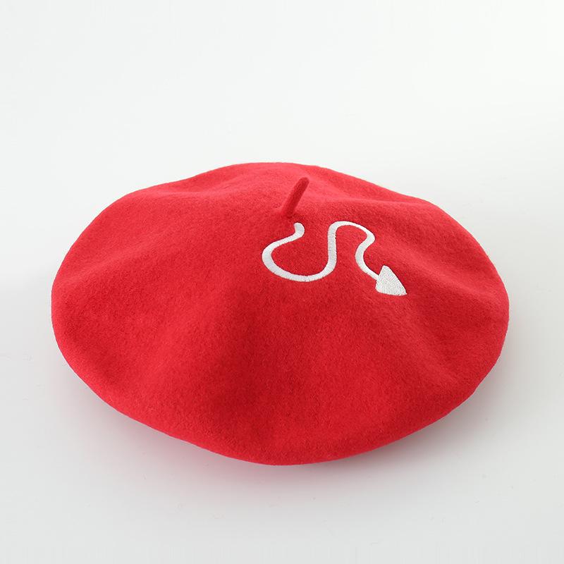 Изображение товара: Новый осень-зима вязаная женская шапка Дьявол в мультипликационном стиле шерстяной берет живописца шляпа Дамский берет шляпу Красная мужская шляпа на открытом воздухе