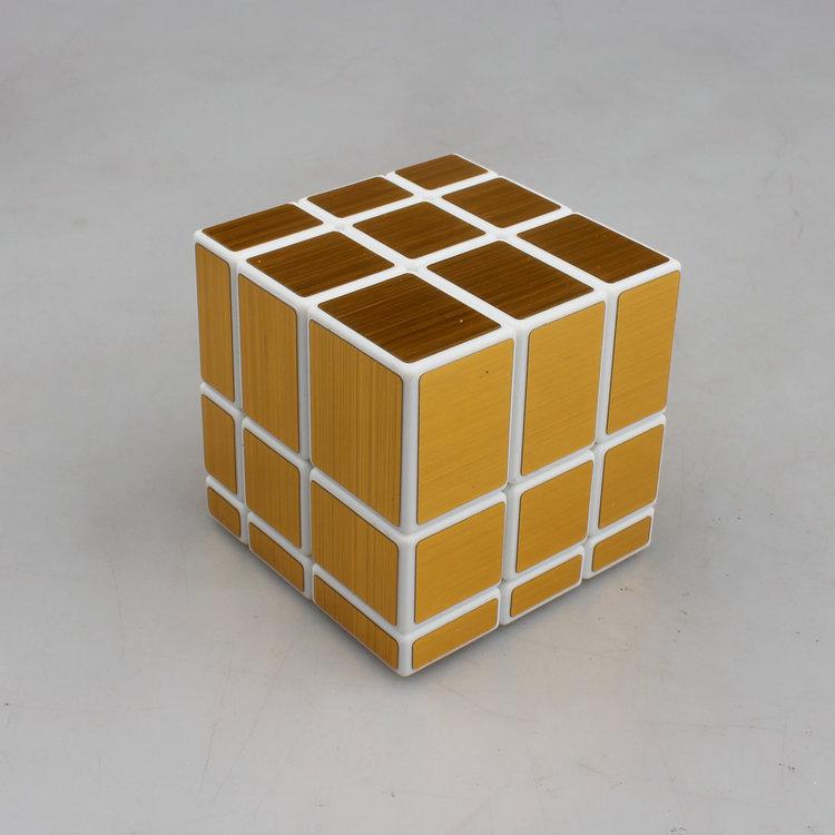 Изображение товара: Волшебный зеркальный куб 3x3x3, профессиональный золотистый и серебристый куб, волшебный литой головоломка с покрытием, скоростные Скручивающиеся обучающие и развивающие игрушки
