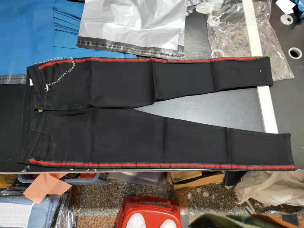 Изображение товара: Мужские облегающие джинсы с боковыми полосками, черные джинсы в стиле хип-хоп, уличная одежда, однотонные бриджи, облегающие легкие хлопковые джинсы для мужчин