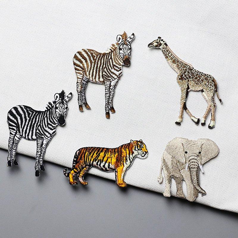 Изображение товара: Высококачественные вышитые нашивки в виде тигра, слона, жирафа, животных для украшения одежды, 3D «сделай сам», Зебра, аксессуары для одежды, глажка