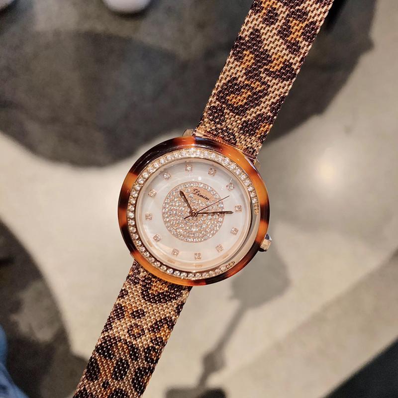 Изображение товара: Часы наручные женские с леопардовым принтом, брендовые пикантные модные полностью стальные, с кристаллами, с браслетом «Миланская петля», на лето