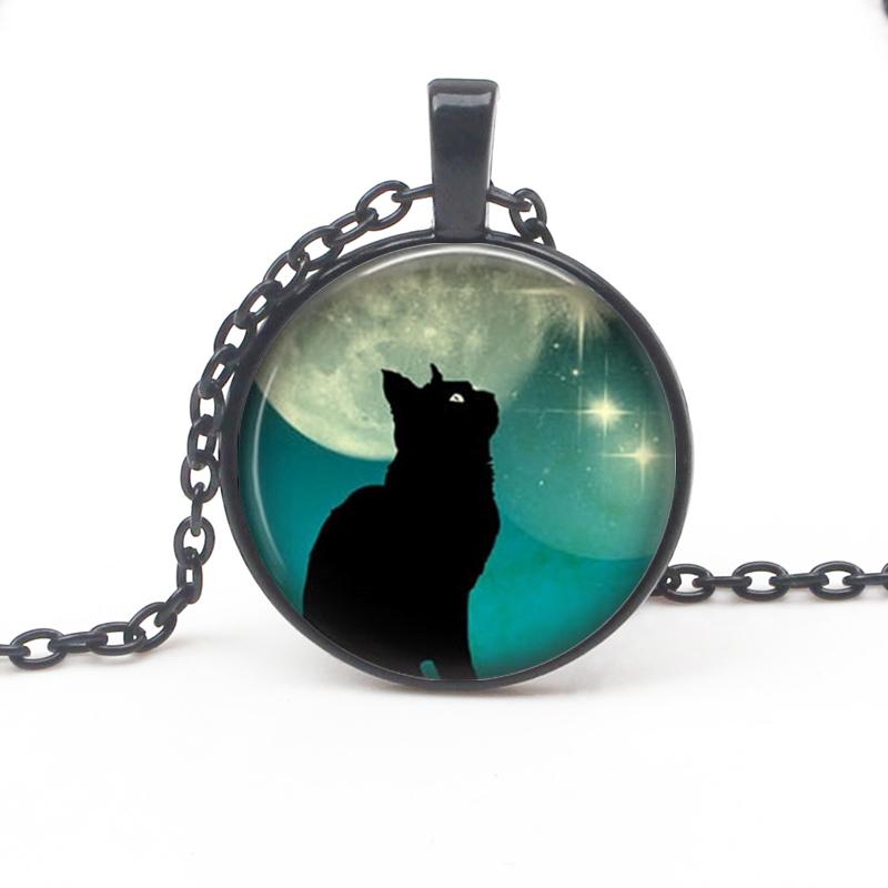 Изображение товара: Подвеска с круглым мультяшным изображением черного кота и Луны, модные мужские и женские аксессуары, длинное ожерелье, Любимые Подарки для детей
