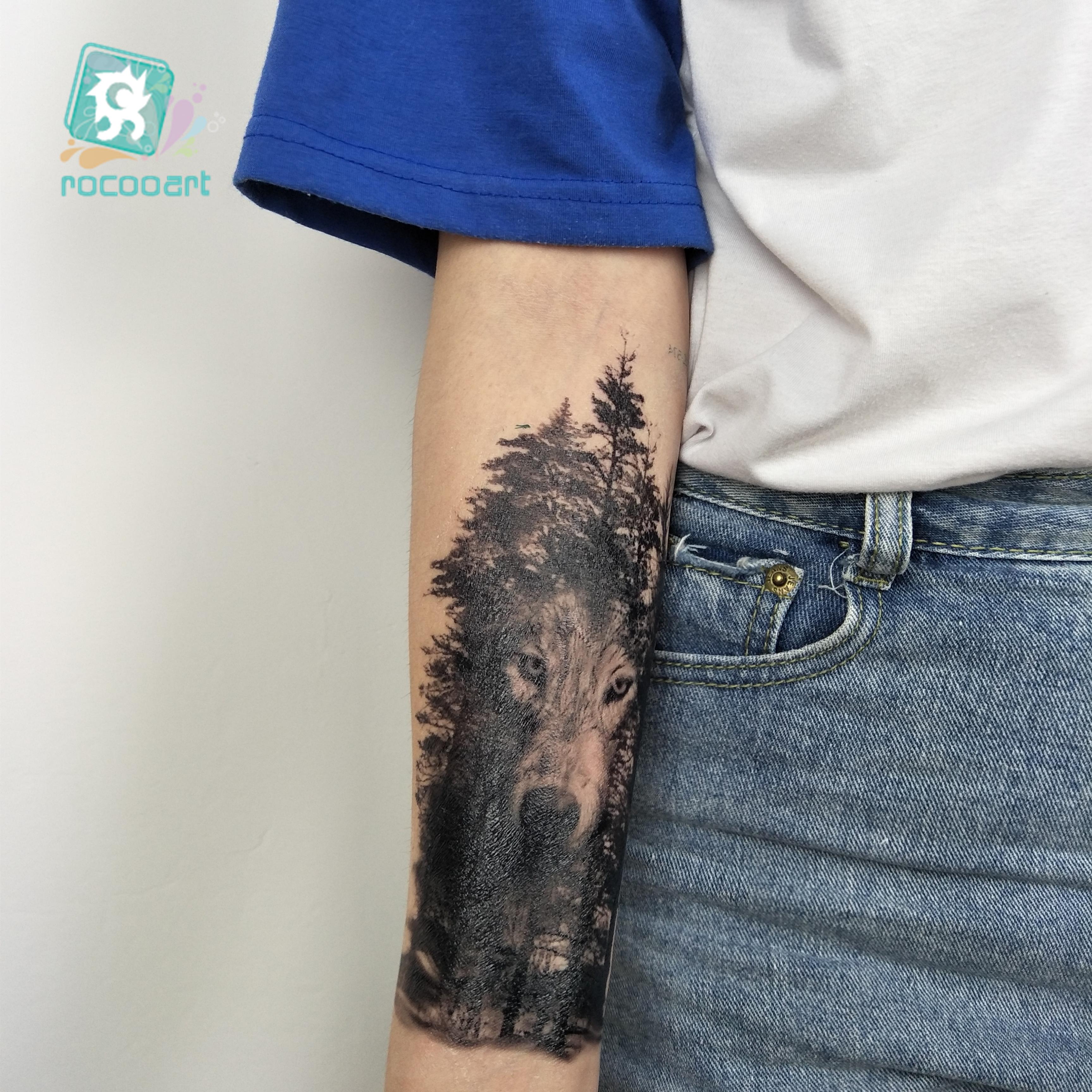 Изображение товара: Большая татуировка Rocooart, наклейка с изображением волка в деревьях, поддельные татуировки, татуировки, татуаж хной, боди-арт, временная татуировка, наклейка s для женских рук