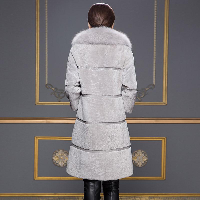 Изображение товара: Зимняя Толстая Меховая куртка с воротником из лисьего меха, овечьи стрижки, женское повседневное Свободное длинное пальто из искусственного меха красного и черного цветов, Женское пальто
