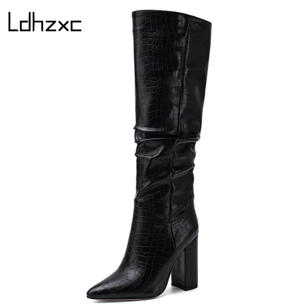 Изображение товара: Женские сапоги до колена LDHZXC, в западном стиле, с острым носком, плиссированные, осенне-зимние сапоги на толстом высоком каблуке, 2020