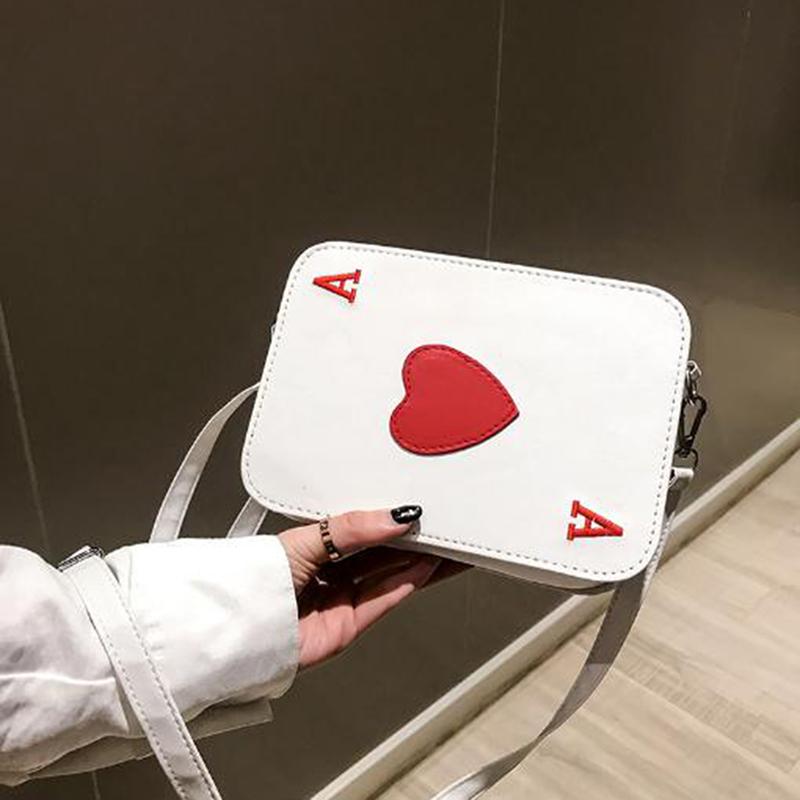 Изображение товара: Корейская версия Новая креативная забавная сумка-мессенджер игральные карты форма Забавный подарок сердце Упаковка Кубики сумка через плечо