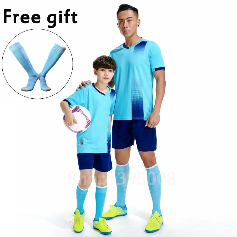 Изображение товара: Новые футбольные комплекты для мальчиков и девочек, изготовленные на заказ футбольные костюмы для взрослых, футбольные майки, спортивный костюм, комплекты для бега, тренировок