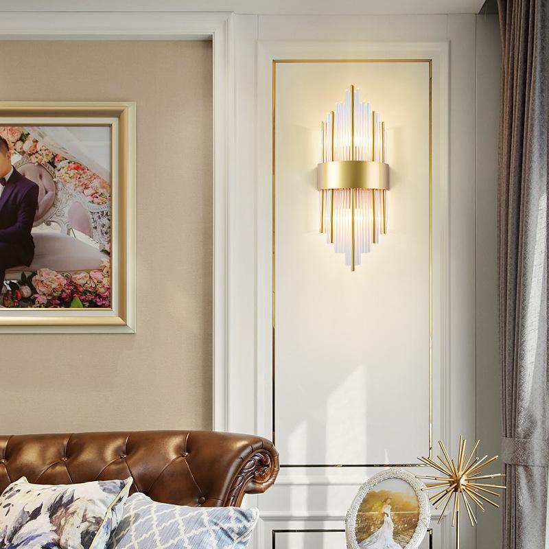 Изображение товара: Скандинавская постмодернизированная Хрустальная настенная лампа, простой роскошный прикроватный светильник для гостиной, спальни, гостиничная Инженерная настенная лампа