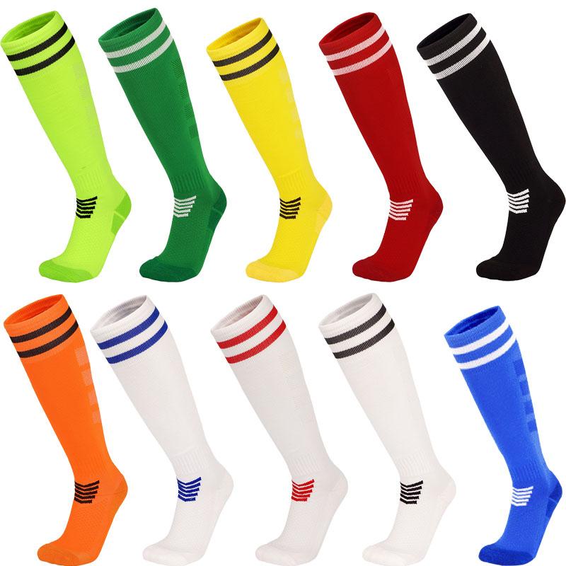 Изображение товара: Новые длинные футбольные тренировочные носки, толстые Дышащие Высокие эластичные носки для соревнований, нескользящие носки для бега выше колена