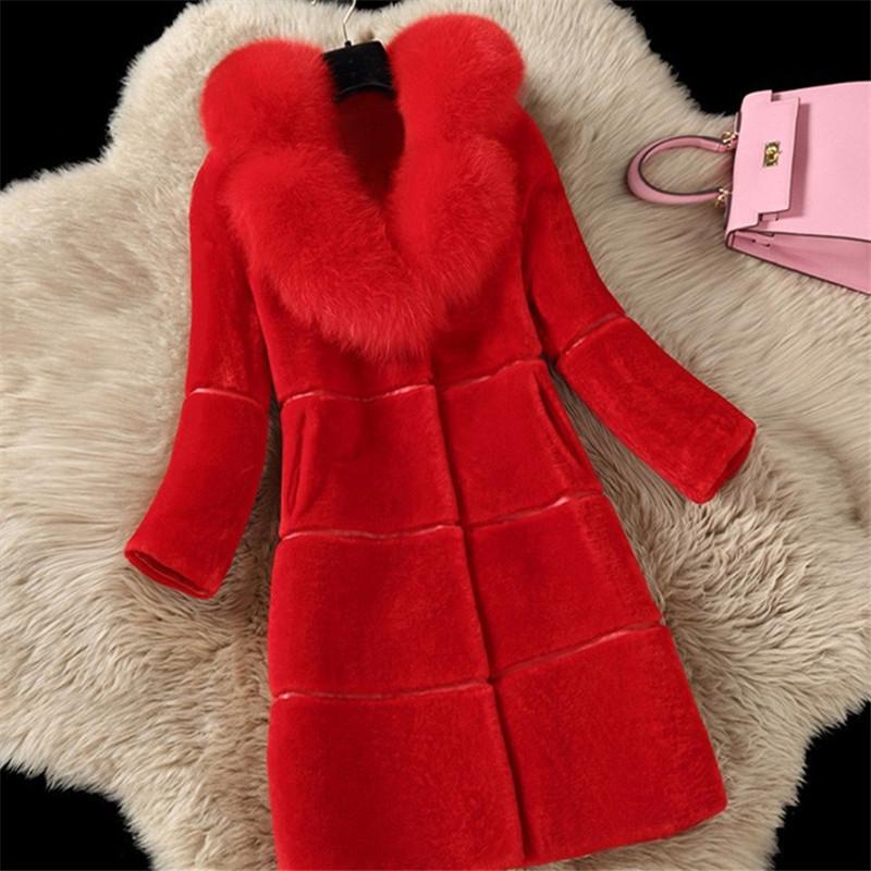Изображение товара: Зимняя Толстая Меховая куртка с воротником из лисьего меха, овечьи стрижки, женское повседневное Свободное длинное пальто из искусственного меха красного и черного цветов, Женское пальто