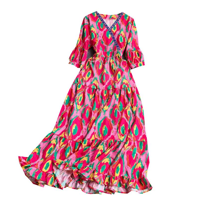 Изображение товара: Летнее женское платье в стиле ретро, этнический принт, v-образный вырез, с короткими рукавами, длинное платье, новое приталенное платье с оборками, женские платья QX946