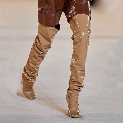 Изображение товара: Зимние привлекательные Сапоги выше колена из лакированной кожи, сапоги на тонком высоком каблуке с шипами, женская обувь на платформе, женские сапоги 2021