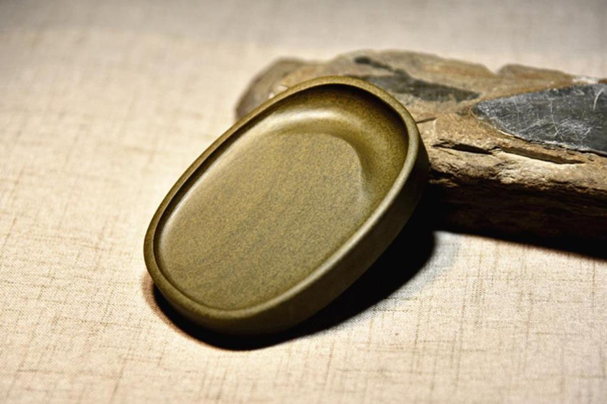 Изображение товара: Маленькая эллиптическая чернильная плита She Inkstone из натурального камня, кисть для рисования водой Sumi-e, инструменты для рисования китайской каллиграфии x см