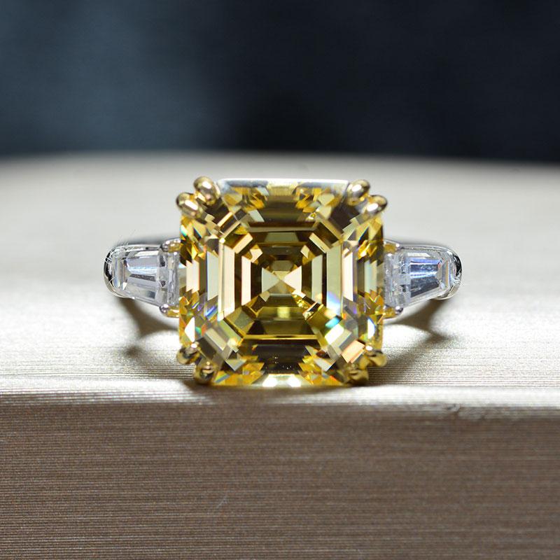 Изображение товара: COLORFISH 12 мм желтое кольцо с тремя камнями 8 карат Имитация бриллианта 925 пробы Серебряное обручальное кольцо