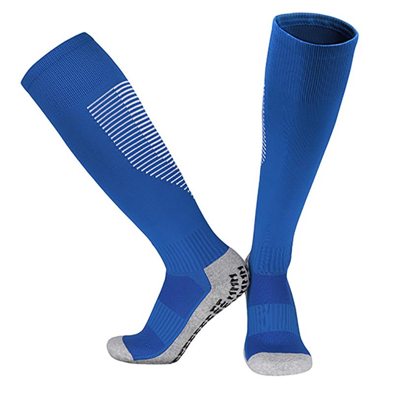 Изображение товара: 2020 новые нейлоновые футбольные носки с противоскользящей подошвой для дышащие тренировочные носки длинный носки без пятки выше колена футбольные носки