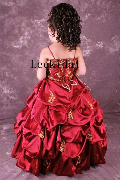 Изображение товара: Милые красные, золотые платья для девочек с цветочной вышивкой; Длинные платья с оборками и аппликацией для свадебной вечеринки; Пышные платья для девочек на заказ