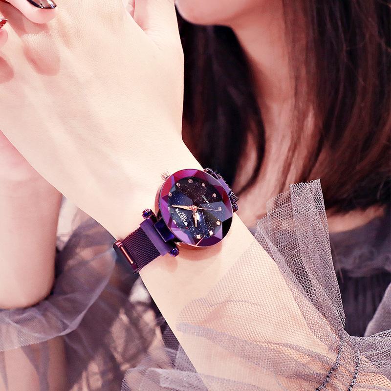 Изображение товара: OMHXZJ W191 Простые Модные индивидуальные яркие звездное небо магнитные модные водонепроницаемые часы с корейским кварцевым механизмом женские часы